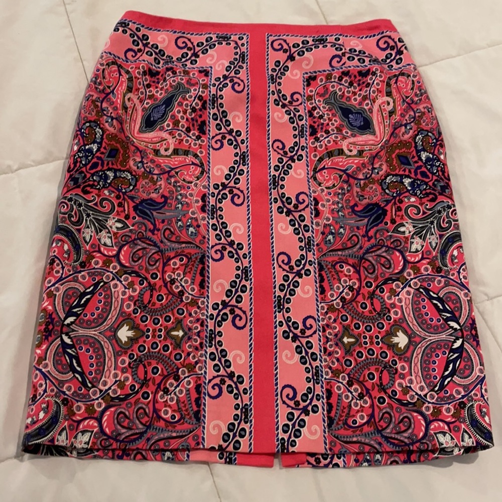Antonio Melani striking pink paisley skirt , size 0